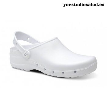 WHITE FLOATING SANITARY CLOGS